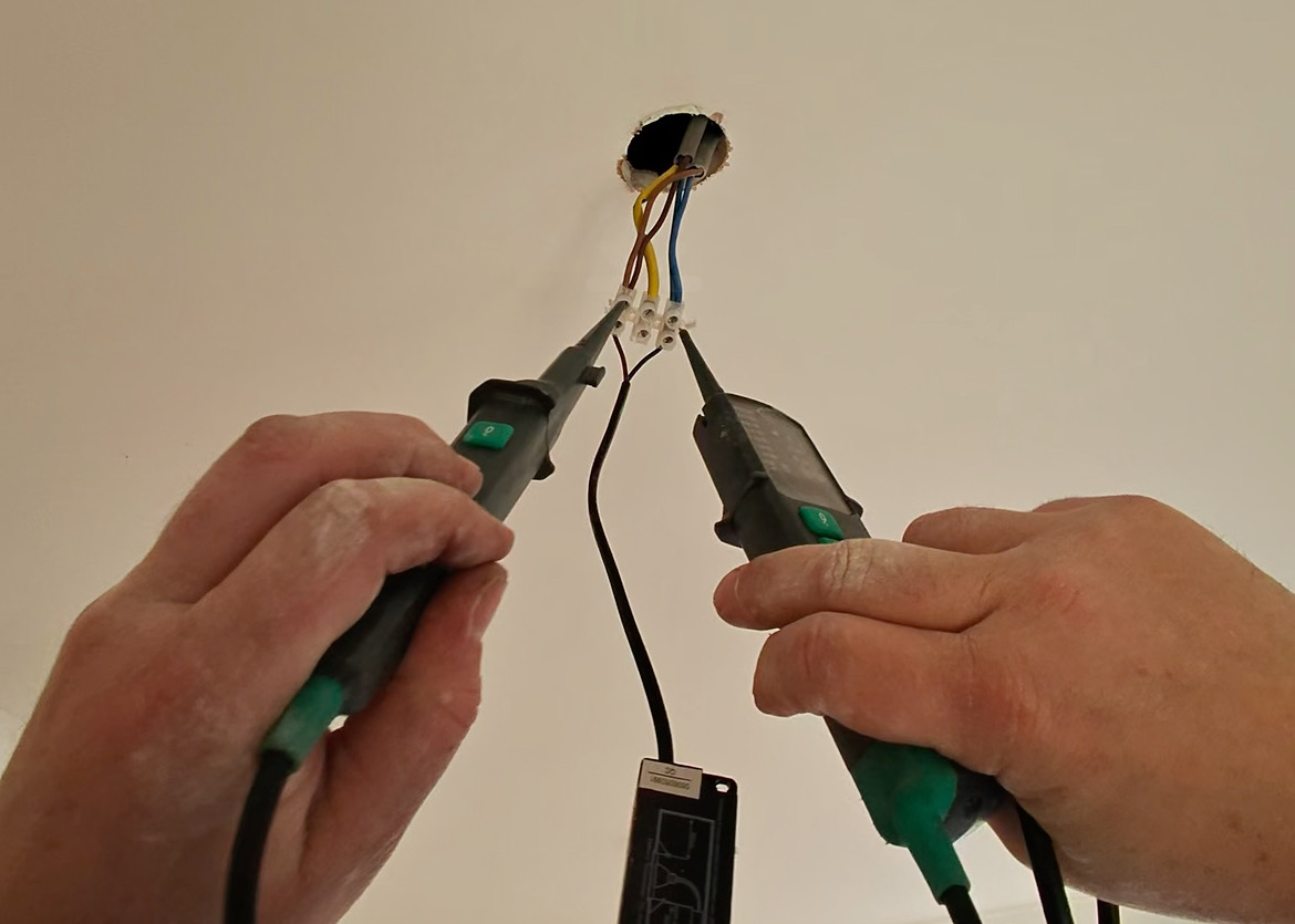 Lighting Faults & Electrical Testing - Electrisafe Bournemouth